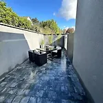 D'hotes Victoire *